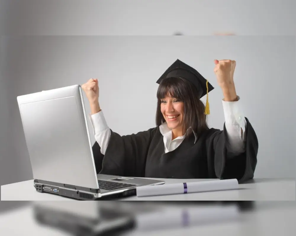 Do Online Degrees Lead to Teacher Certification