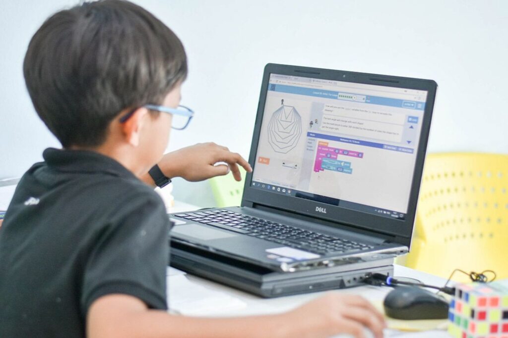 Questions to Ask Before Choosing an Online School
